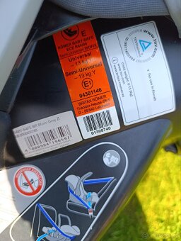 Autosedačka Britax Römer Baby Safe + základna (báze) - 3
