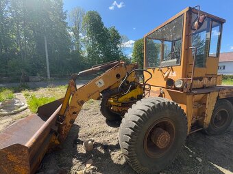 Nakladač HON UN 4x4 - 3