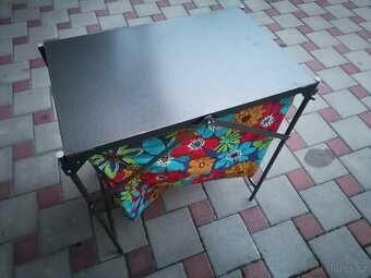Dobový kuchyňský kempový rozkládací stolek - 3