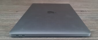MacBook Pro 13.3" 2017 - Model A1708 - 3