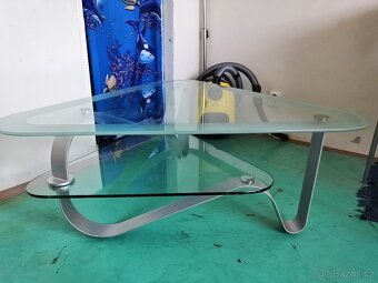 skleněný konferenční stůl - 3