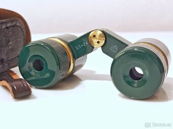 Divadelní kukátko / dalekohled - 3