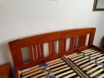 Dřevěná kvalitní manželská postel - 3