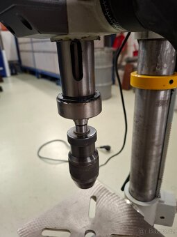 Stojanová vrtačka Elmag - 3