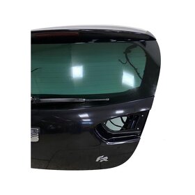 Páté dveře černá metalíza LC9Z Seat Leon 1P FR hatchback 09 - 3
