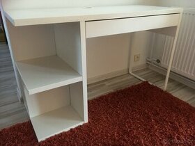Pracovní stůl Ikea Micke - 3