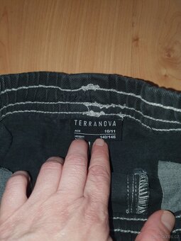 Široké černé rifle džíny kalhoty s kapsami vel. 140/146 - 3