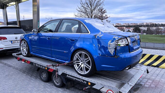 Vůz na náhradní díly Audi RS4 B7 8E sedan 2007 BNS JMH LZ5F - 3