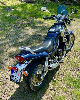 Yamaha FZX 750 - 3