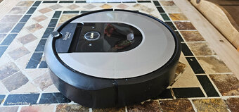 Robotický vysavač irobot roomba I7 pouzity, plne funkcni - 3