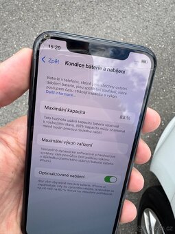 iPhone 11 pro ČÍST POPISEK - 3