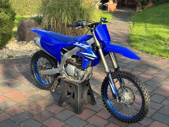 Yamaha YZ450F - 3