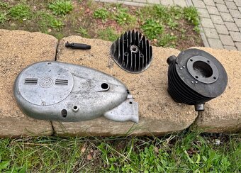 ČZ 125 B T - dily motoru - 3