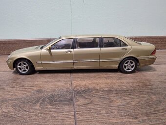 Mercedes Benz S600 W220 S-Klasse Pullman Model 1:18 - 3