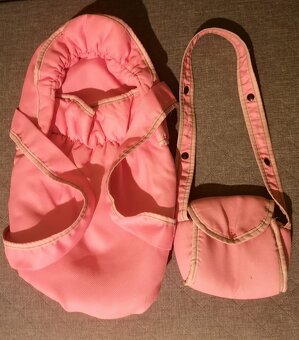 Kočárek s panenkou a výbavou - 3