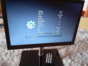 digitální HD foto rámeček se stojanem - 3