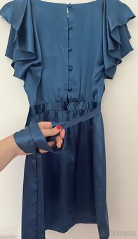 Petrolejové saténové šaty Topshop vel. XS - 3