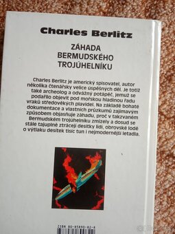 Charles BERLITZ:ZÁHADA BERMUDSKÉHO TROJUHELNÍKU - 3