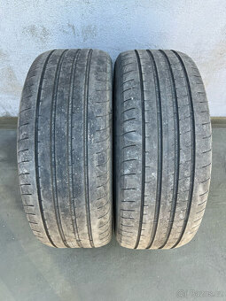 235/45R20 100V letní pneu 2 kusy Good Year Eagle F1 - 3