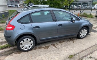Citroen C4 1.4i 16v 65kw r.v.2009 5dv - 3