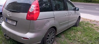 Mazda 5 - 3