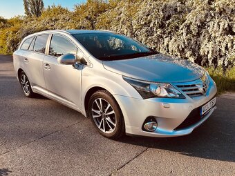 Toyota Avensis 2,0D 2013 rok - 3