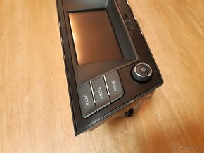 Rádio SWING pro Škoda Fabia III. - 6V0035871B - 3