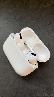 AirPods Pro 2 gen - PROBLÉM S POUZDREM - 3