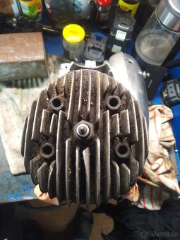 Motor JAWA pérák 250 dlouhé žebro - 3