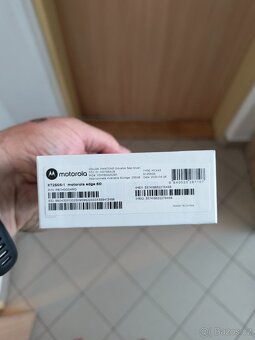 Motorola Edge 60-modrý nový - 3