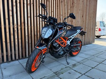 KTM Duke 390 najeto 1200 km top stav - 3