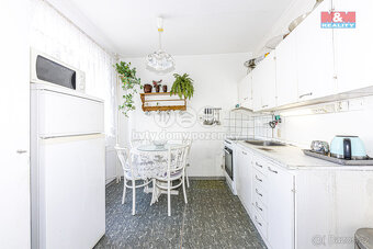 Prodej bytu 3+1, 61 m², Neveklov, ul. Rákosníkova - 3
