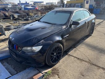 BMW E93 M3 DCT 200tkm - 3