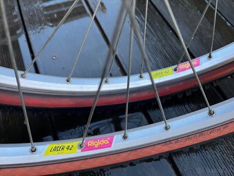Zapletená kola Shimano LX / Rigida Laser 42 / IRC Mythos - 3