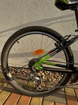 Rock Machine Surge 24” - 3