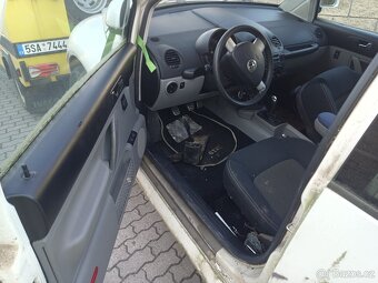 Volkswagen new Beetle 2.0i 85 kW rv 2002 - 3