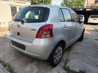 Toyota Yaris, 1.3VVT-I 63KW servisovaný - 3