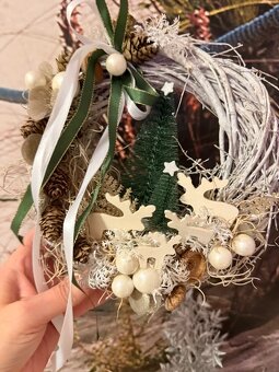 Zimní věnec na dveře-nový ruční práce - 3