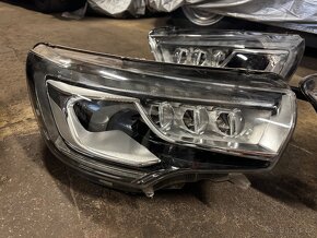 Světlomet citroen DS4 - 3