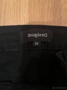Prodám kalhoty DESIGUAL - 3