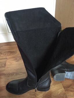 Krásné kozačky Carinii - 3