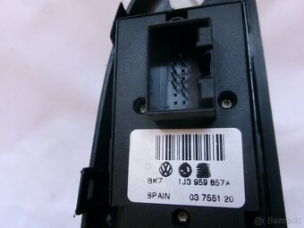 fabia 1 ovladač předních oken - 3