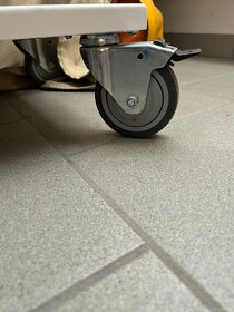 Regál kovový, Policový , na kolečkách. - 3