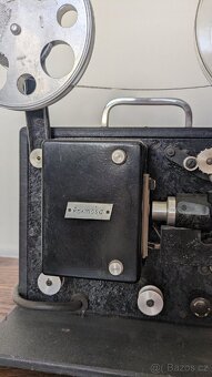 SLEVA Starožitná kompaktní filmová promítačka štítek Primosa - 3