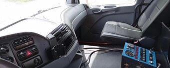 Mercedes Benz Actros 1841 - kropička - 3