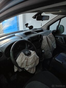 Prodám bouraný Citroen Berlingo - 3