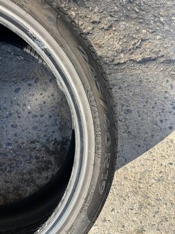 Pneu 245/40/19 - 3