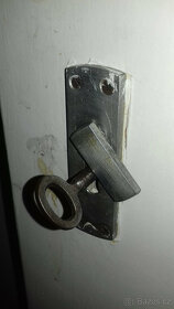 Kování dveřní RETRO + dveře činžákové + zámek - 3