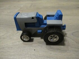 Starý traktor - kov/plast - 3