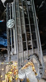 vw Arteon kapota, část nárazníku-masky s chromem, znak pro - 3